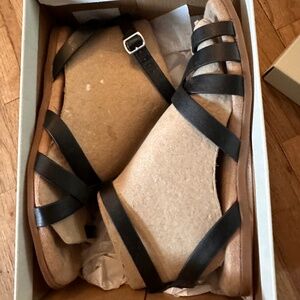 Style & Co black strapped sandals size 10